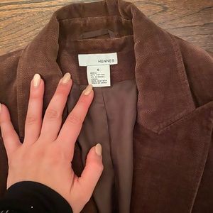 Women’s size 6 used like new brown corduroy blzer